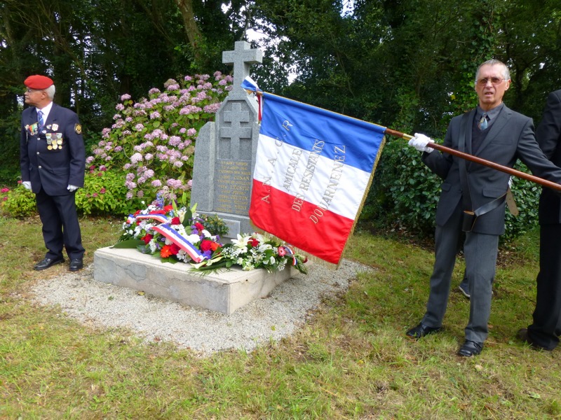 J.P Le Bigot porte-drapeau Anacr-DZ.JPG